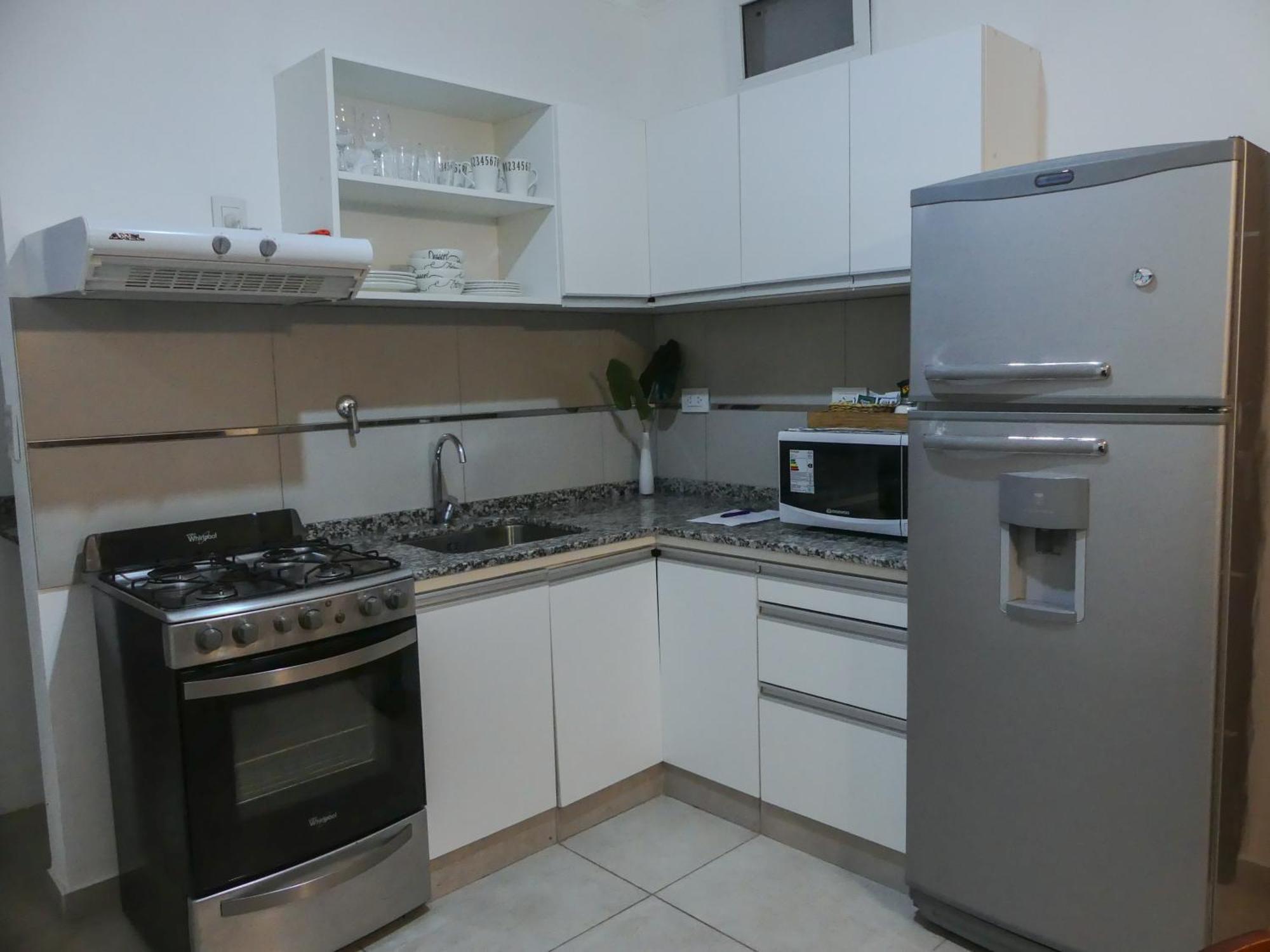 Departamentos Fleming, Luminosos P Hasta 4 Personas Apartamento