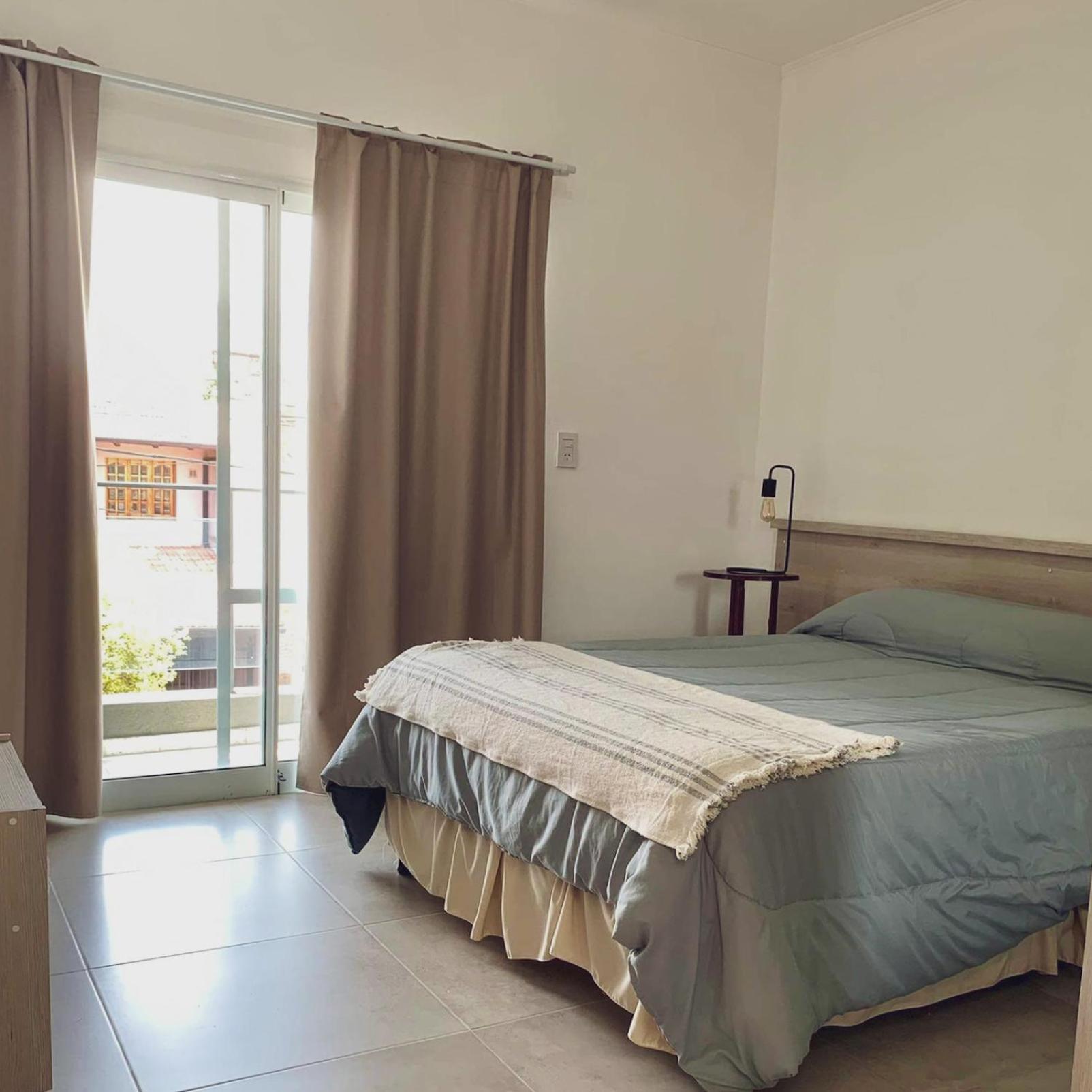 Departamentos Fleming, Luminosos P Hasta 4 Personas Apartamento